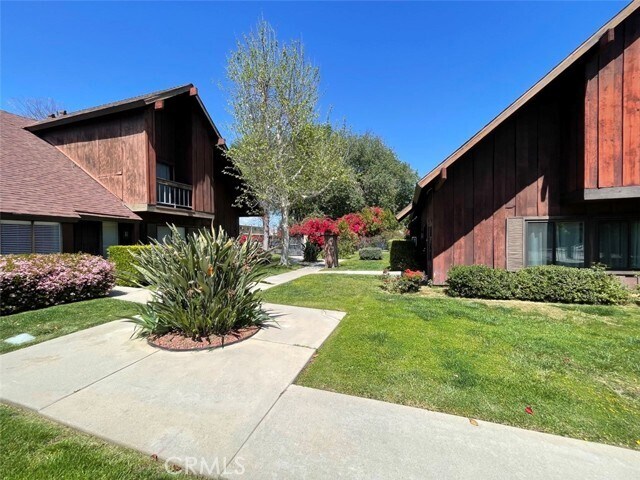 Foto principal - 20110 Cohasset St