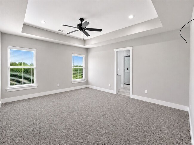 Foto del edificio - 4302 SW Adams Rd