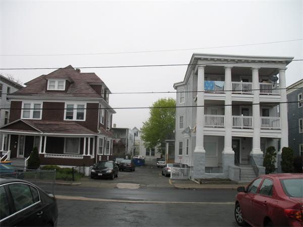 Foto del edificio - 36 Trident Ave