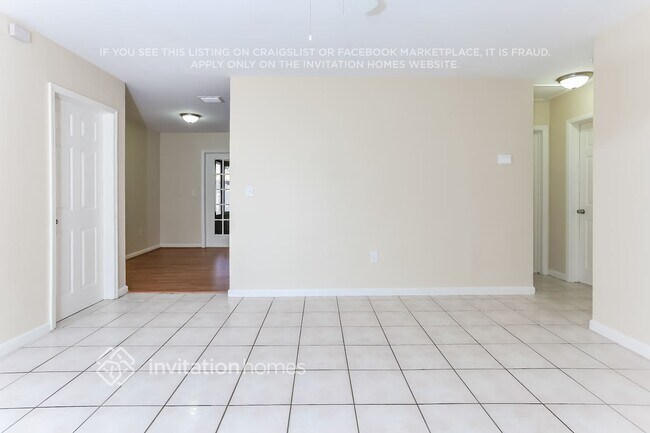 Building Photo - 908 Belmont Dr