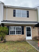Building Photo - 518 Myrtlewood Cir