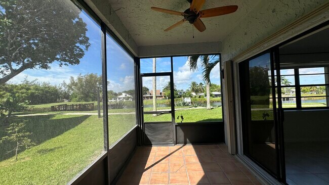 Foto del edificio - 440 Canal Point S