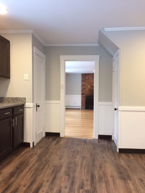 Foto del edificio - 16 Etna Rd