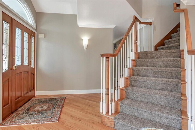 Building Photo - Beautiful Home in Monte Sereno