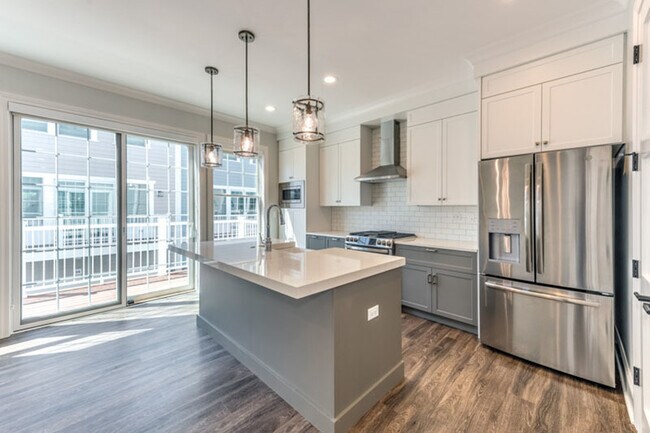 Foto del edificio - 1173 S Eldridge Ln