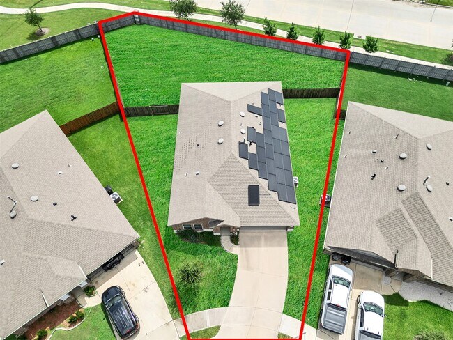 Foto del edificio - 8003 Black Forest Ln
