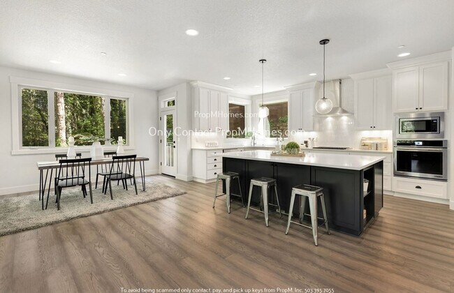 Building Photo - Live Your Best Life in Luxury! Embrace the...