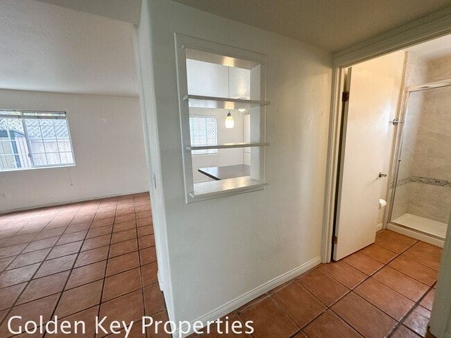 Building Photo - 2-Bedroom + 2-car garage + ALL UTILITIES PAID