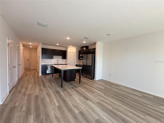 Foto del edificio - 10821 Ironwood Tree Wy