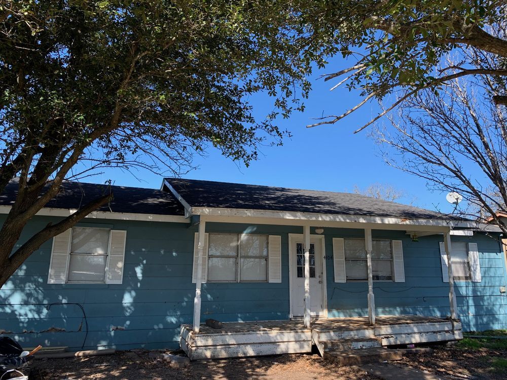 Primary Photo - 4404 Pecan Ln.