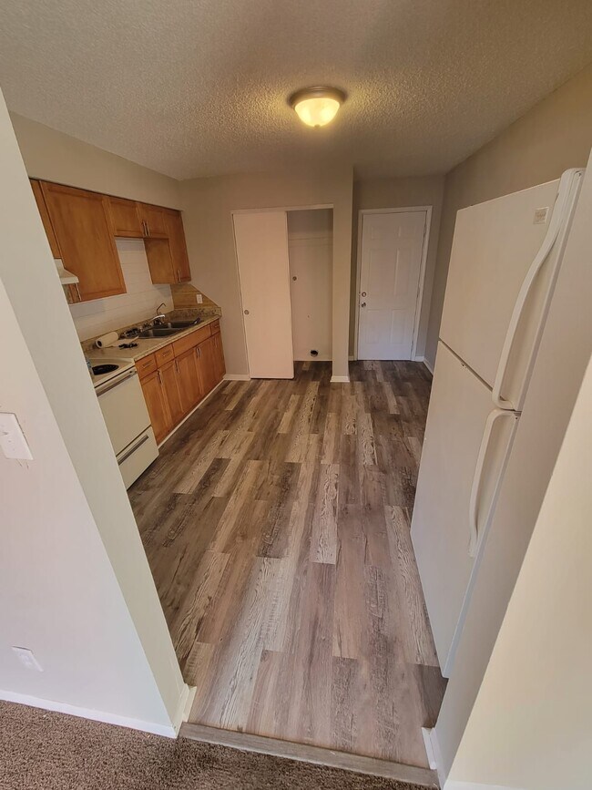 Foto del edificio - 3707 Chart Prine Rd