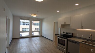 Building Photo - 401 Robinson St