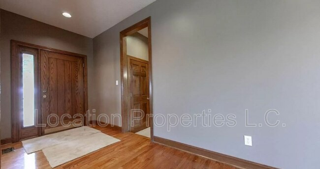 Building Photo - 1777 E 1500 Rd