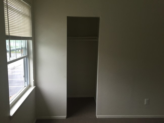 Building Photo - 501 Mullica Hill Rd