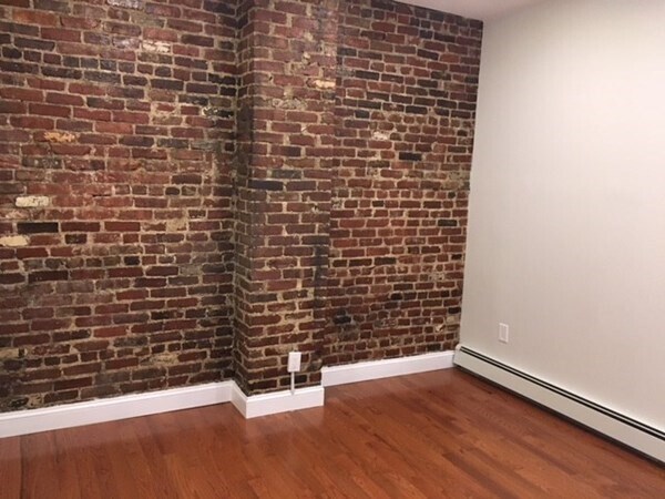Foto del edificio - 114 Orleans St