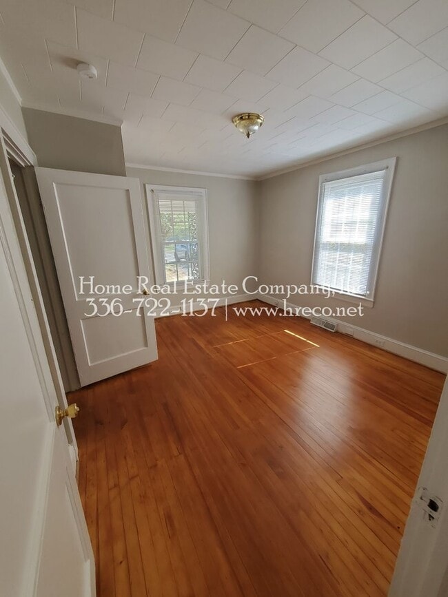 Building Photo - 343 Alspaugh Dr