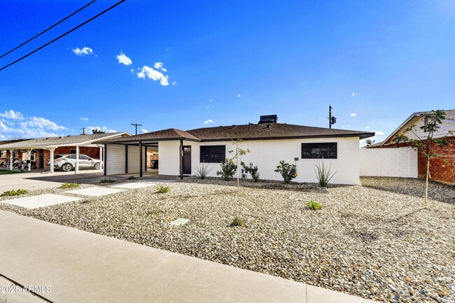 Building Photo - 2223 N 74th St