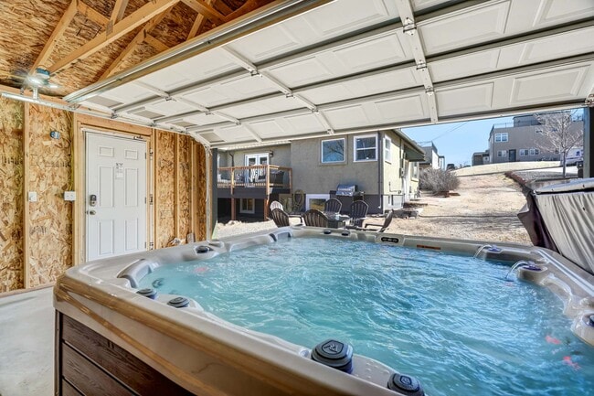 Photo - 2022 Woodburn St House