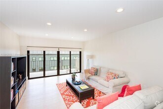 Building Photo - 575 Crandon Blvd
