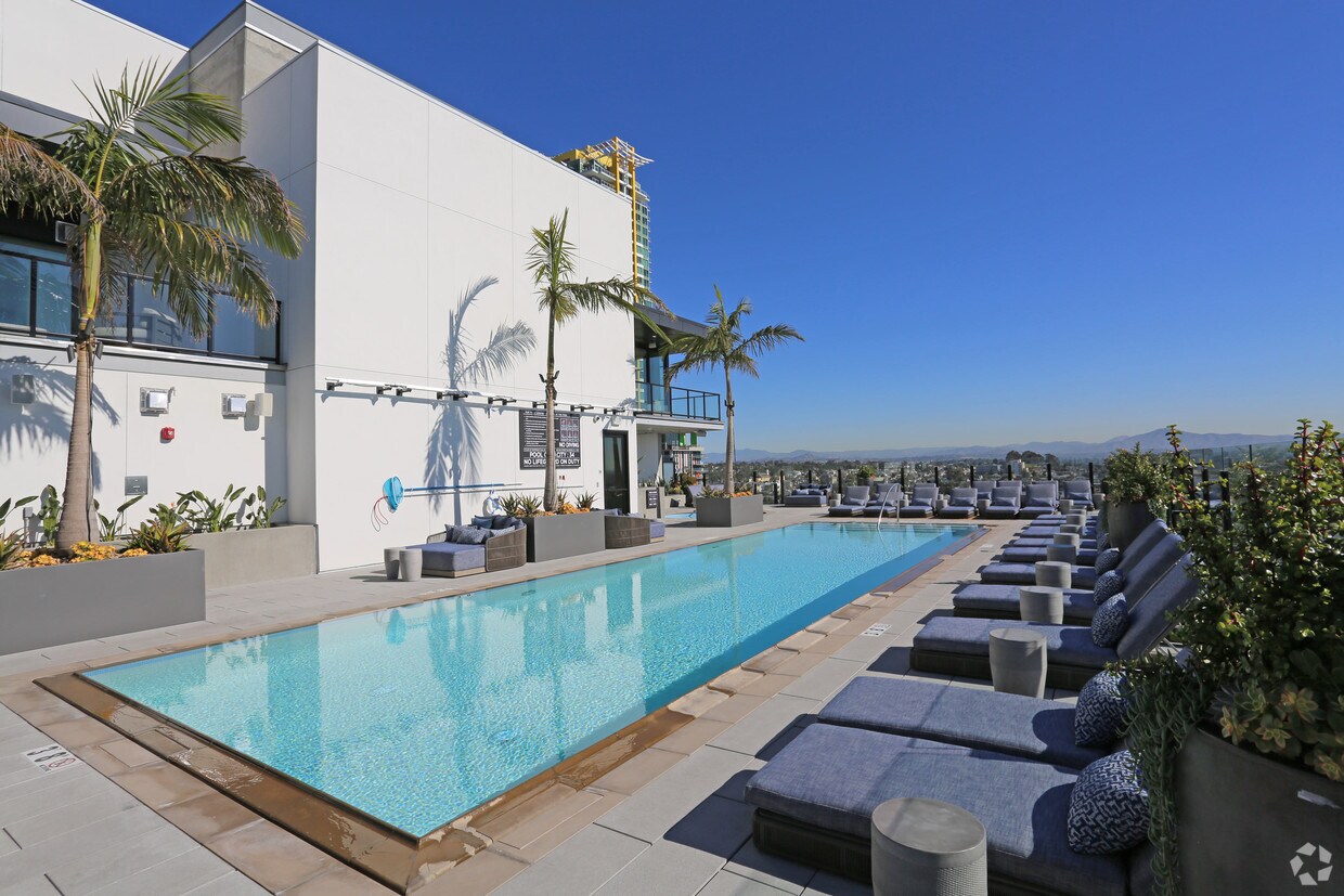 Alexan ALX Apartments San Diego, CA