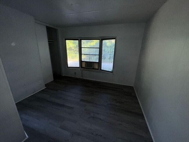 Building Photo - 1125 S Christiana Ave