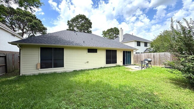 Foto del edificio - 6422 Diamond Rock Dr