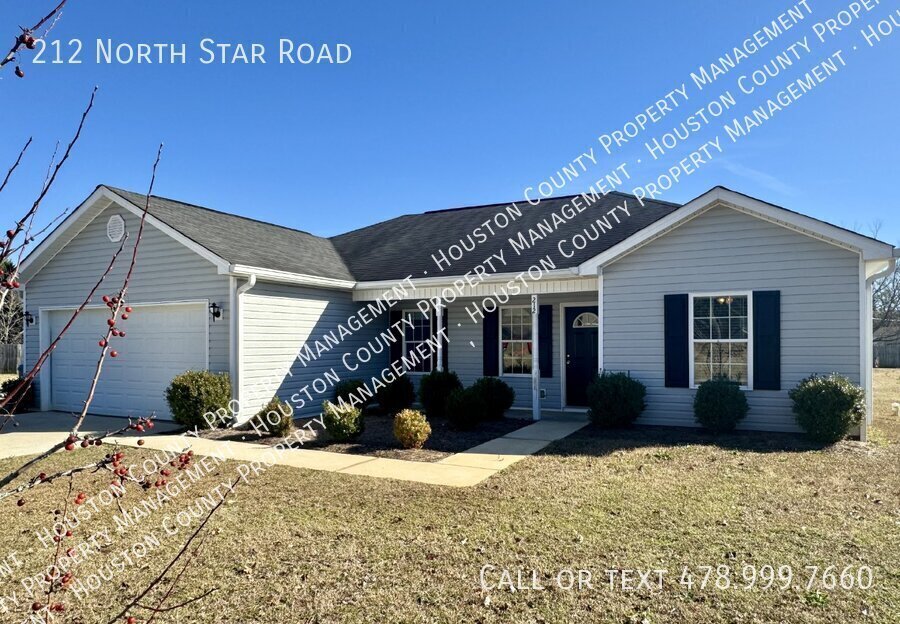 Foto principal - "Charming 3-Bed, 2-Bath Home in Perry, GA."