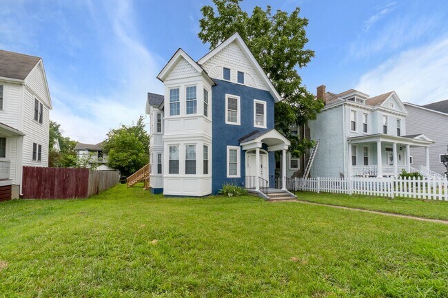 Building Photo - 2110 North Avenue