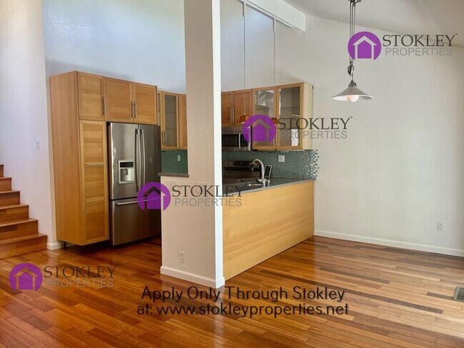 Building Photo - Stokley Properties Presents 2038 Lost Lake...