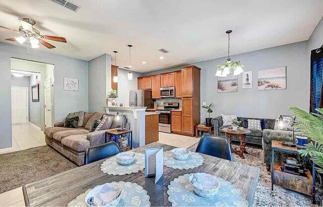 Building Photo - 114 Moultrie Village Ln