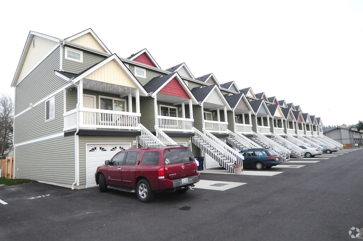 2325 I St, Auburn, WA 98002 Apartments in Auburn, WA