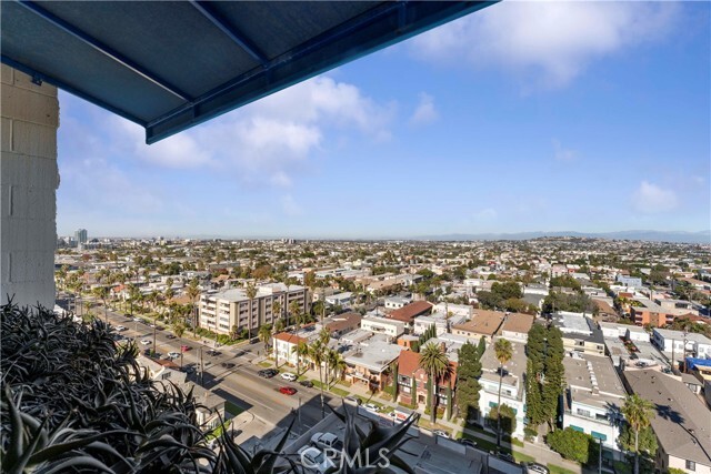 Building Photo - 1750 E Ocean Blvd