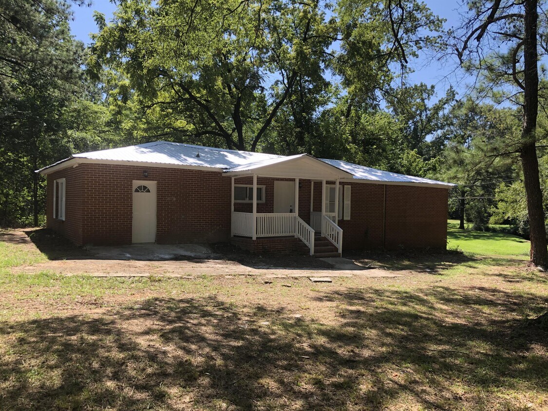 25 Kendall Ave, Adamsville, AL 35005 House for Rent in Adamsville, AL