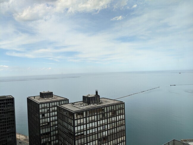 Building Photo - 250 E Pearson St