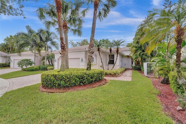 Foto del edificio - 2525 Bay Pointe Ct
