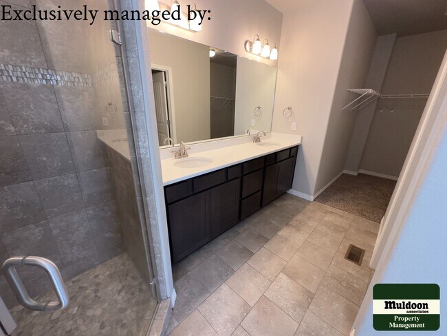Foto del edificio - Amazing Home - All The Upgrades! Available Now!