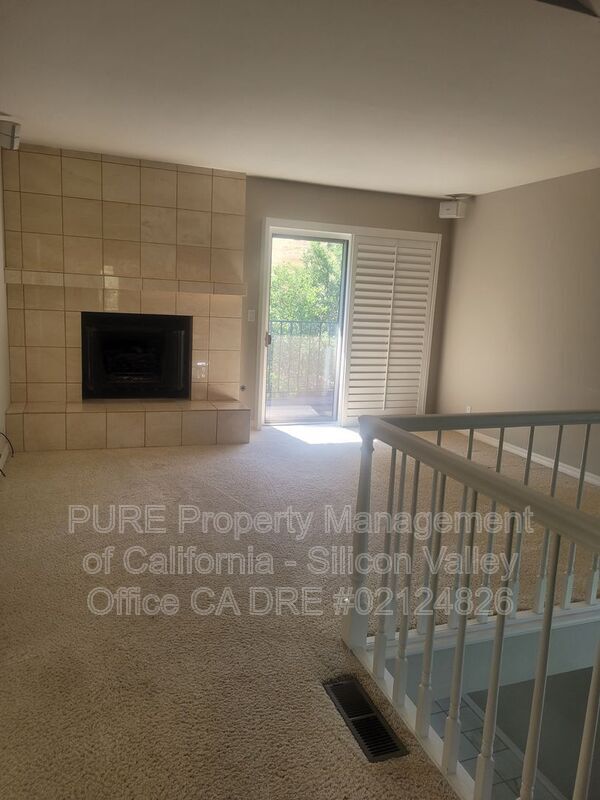 Building Photo - 114 Casa Grande