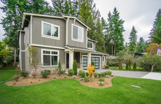 Building Photo - 4 bedroom in Kirkland WA 98033