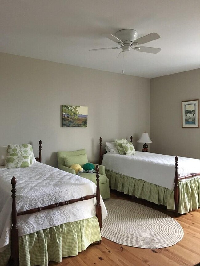 232A Mason Ave, Cape Charles, VA 23310 Condo for Rent in Cape