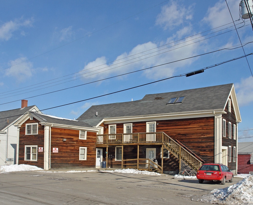 19 Mount Vernon St, Biddeford, ME 04005 Apartments in Biddeford, ME