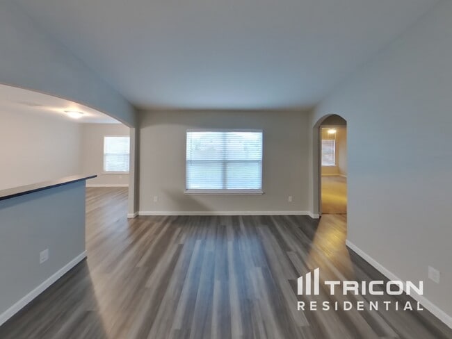 Foto del edificio - 14210 Bridgeview Ln