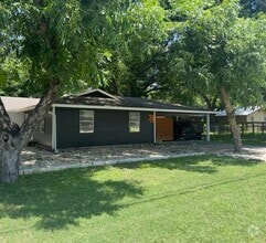 Building Photo - 2167 Gruene Rd