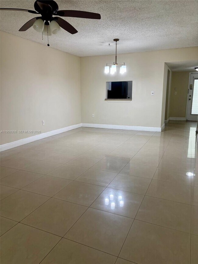 Foto del edificio - 1800 SW 81st Ave
