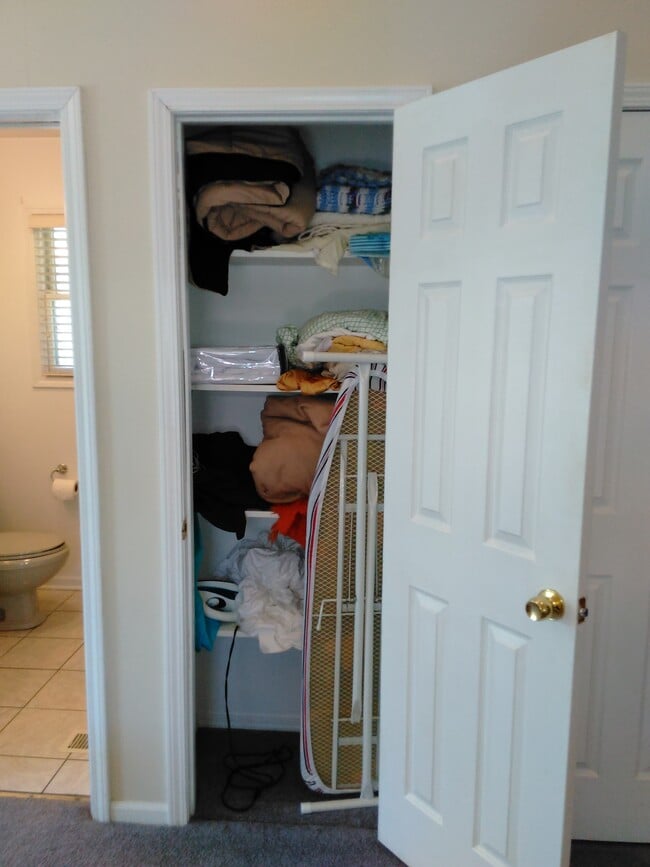 Linen Closet - 1834 W Willow Ln