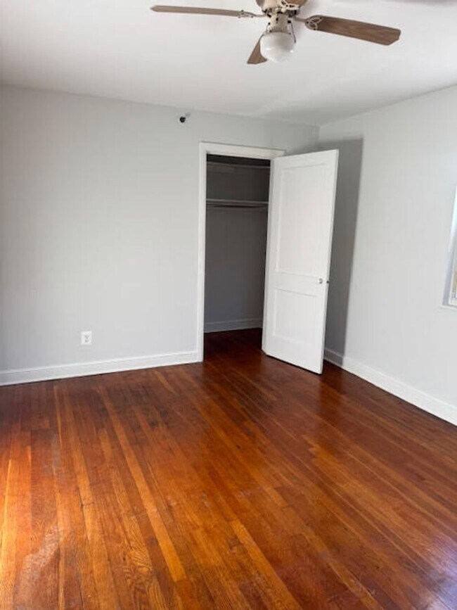 Foto del edificio - 4835 Indian Ln