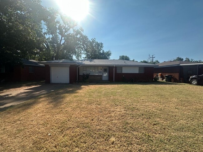 Photo - 2524 Eagle Dr House