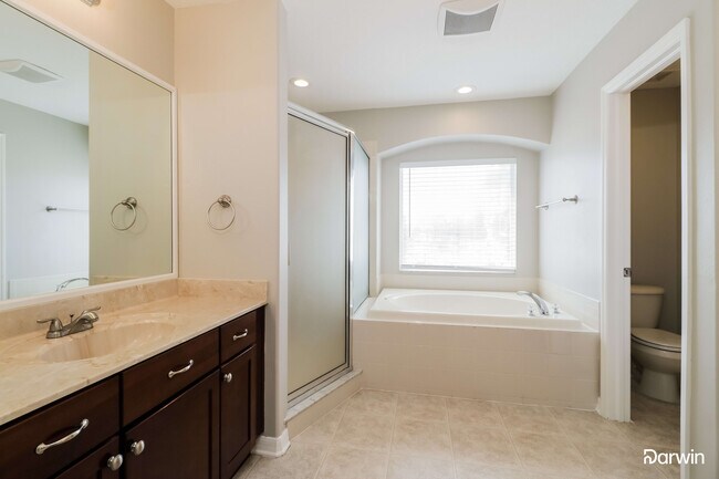 Building Photo - 30630 Annadale Dr