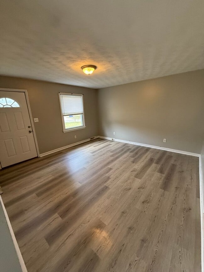 Foto del edificio - 2 Bed / 1 Bath