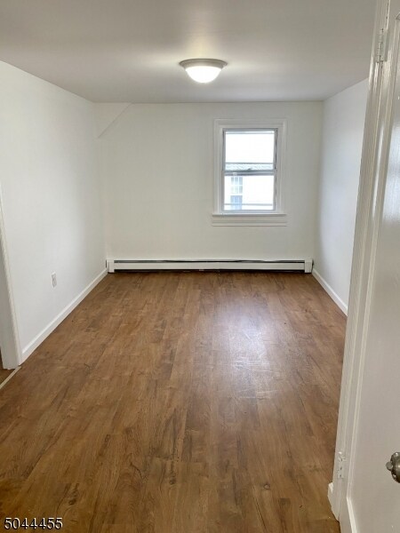 Primary Photo - 624 Clifton Ave