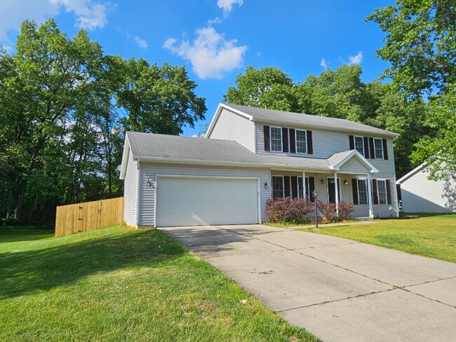 Building Photo - 10279 Rosewood Ct